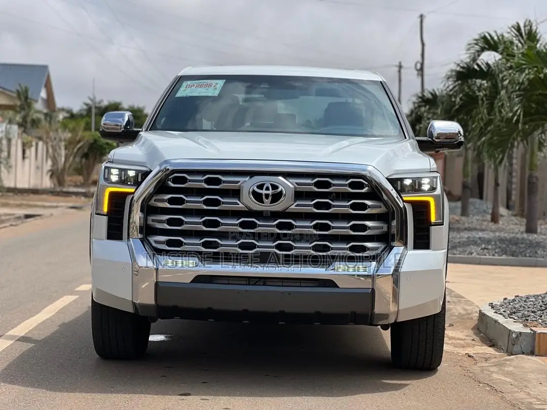 Toyota Tundra 1794 Edition CrewMax 4WD SB w/5.5' Bed 2025 White