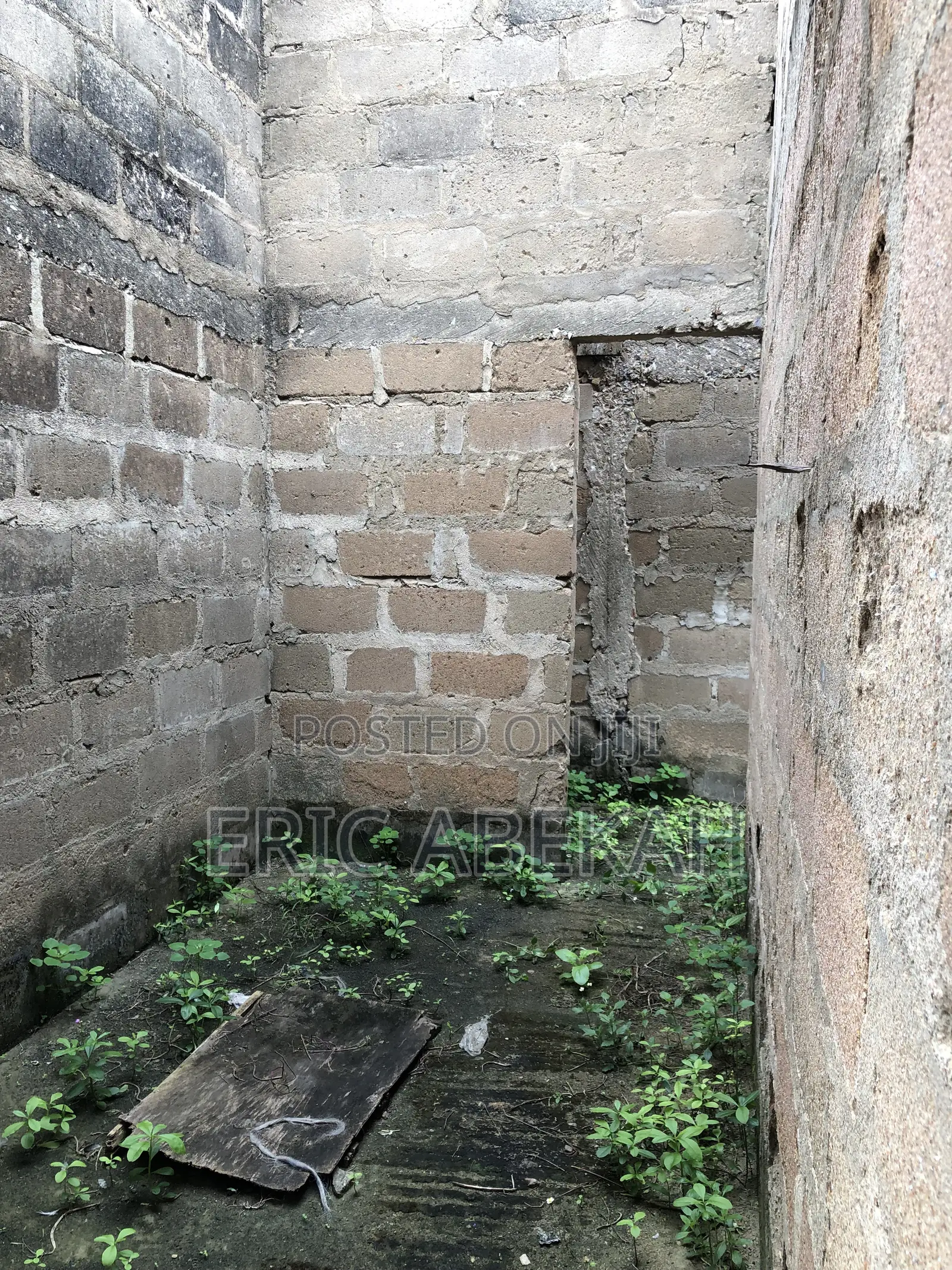 3bdrm House in Kasoa Cp, Awutu Senya East Municipal for sale