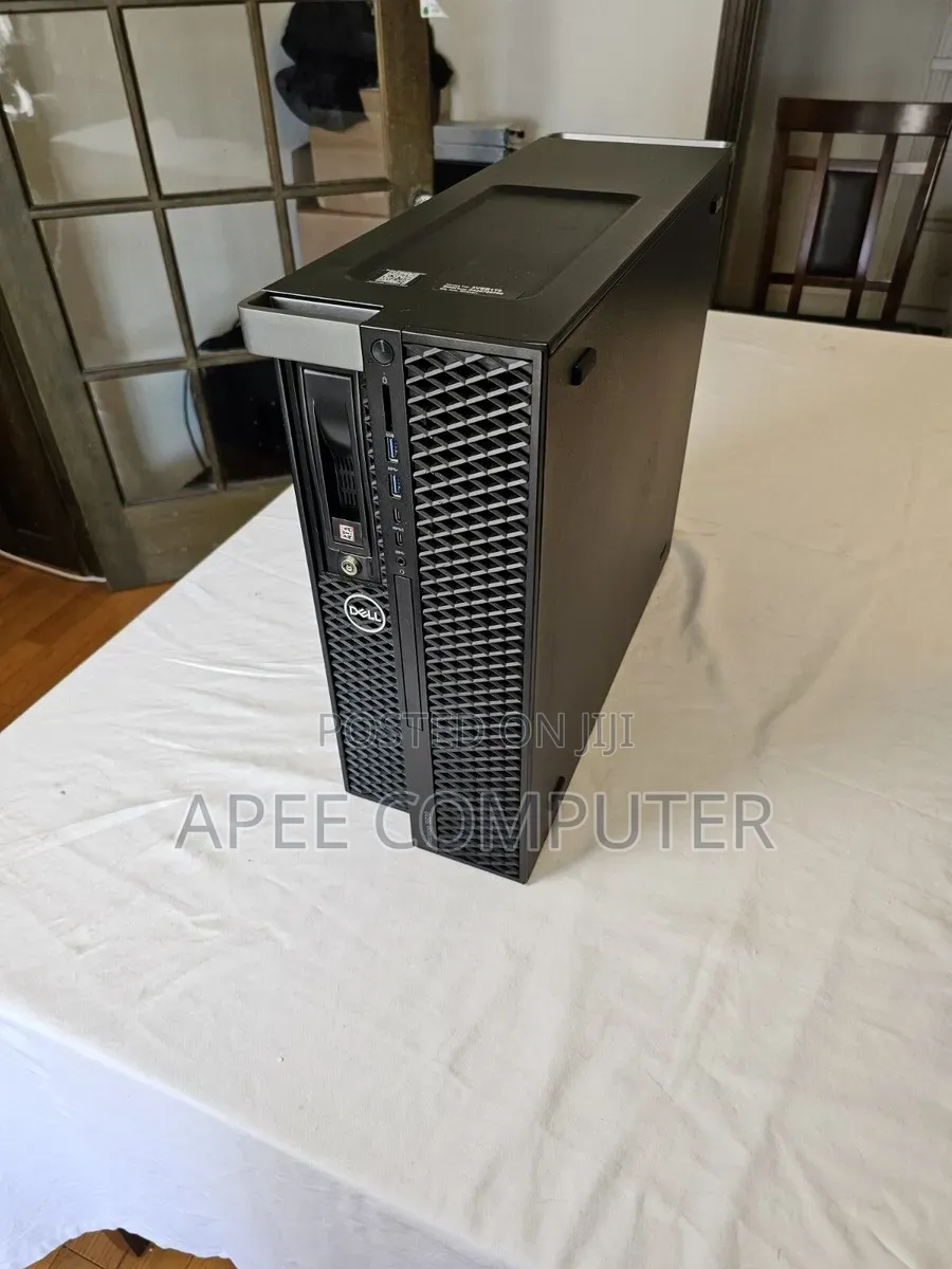 Desktop Computer Dell Precision 5820 32GB Intel Xeon HDD+SSD 4T