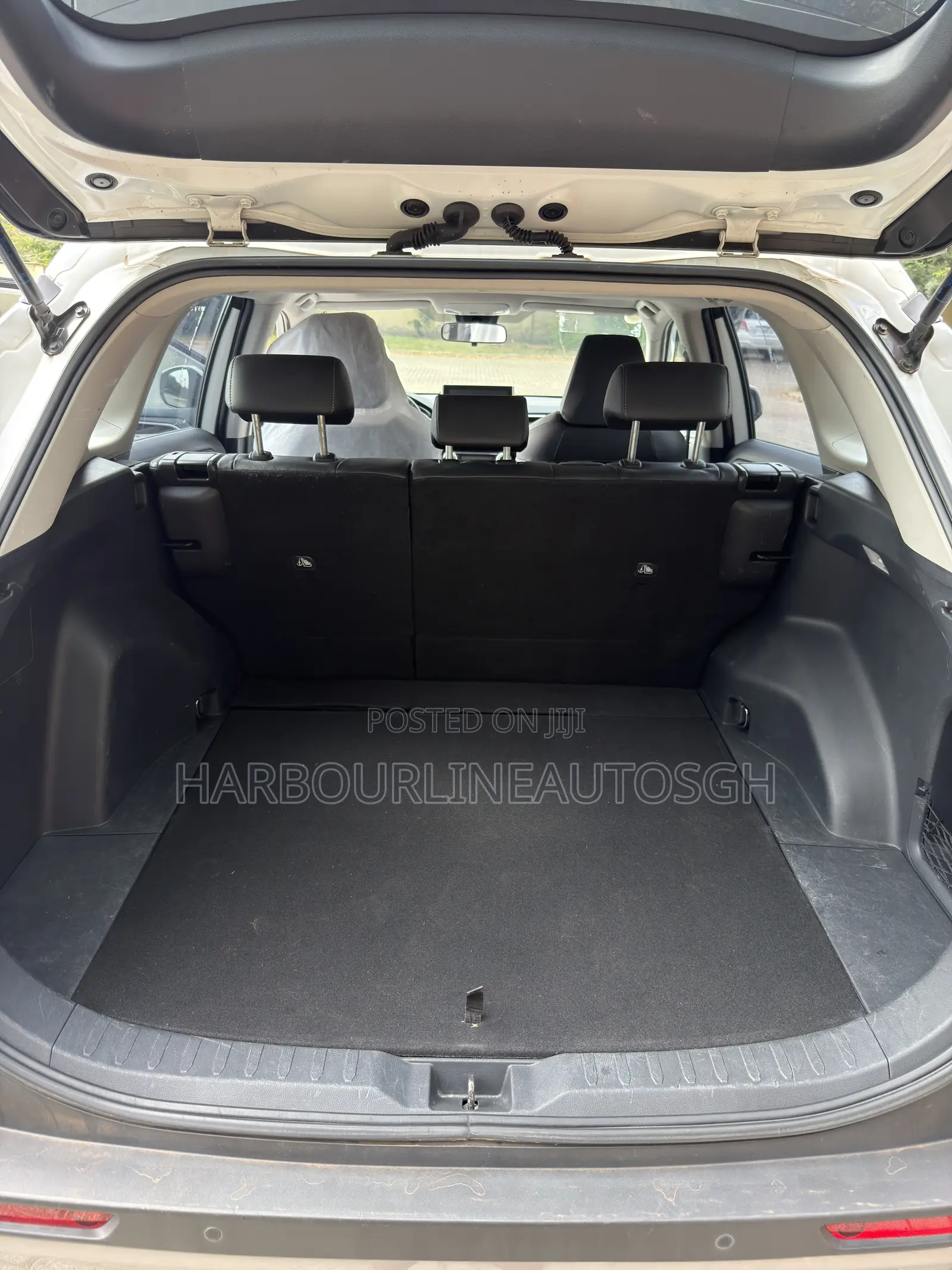 Toyota RAV4 2023 White