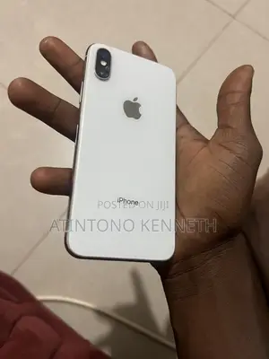 Apple iPhone 11 256 GB Red