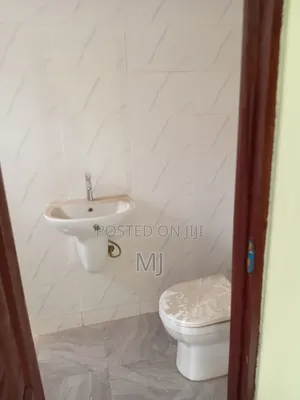 2bdrm Apartment in Mje, School Junction for rent