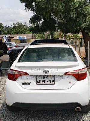 Toyota Corolla 2015 White
