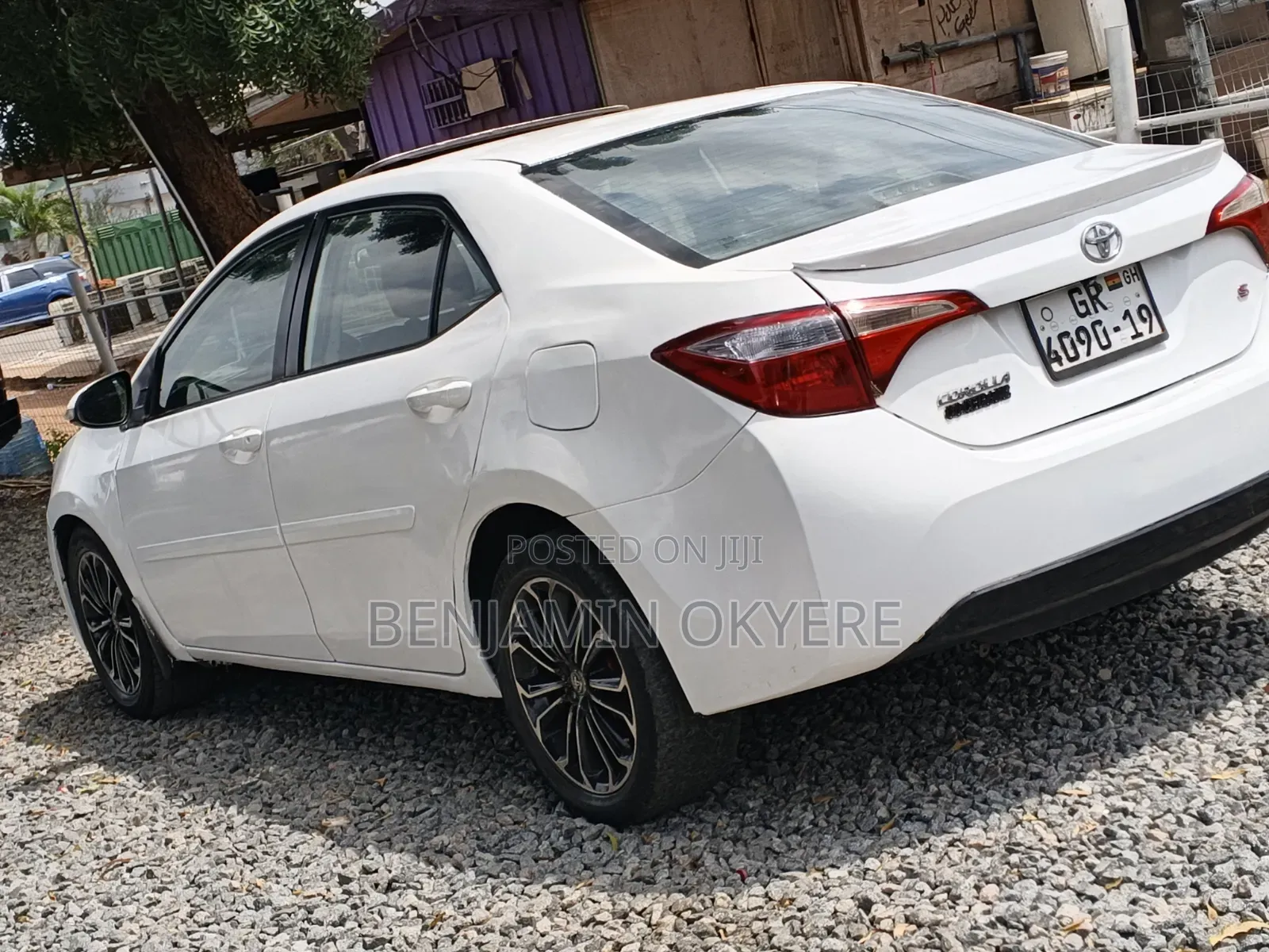 Toyota Corolla 2015 White