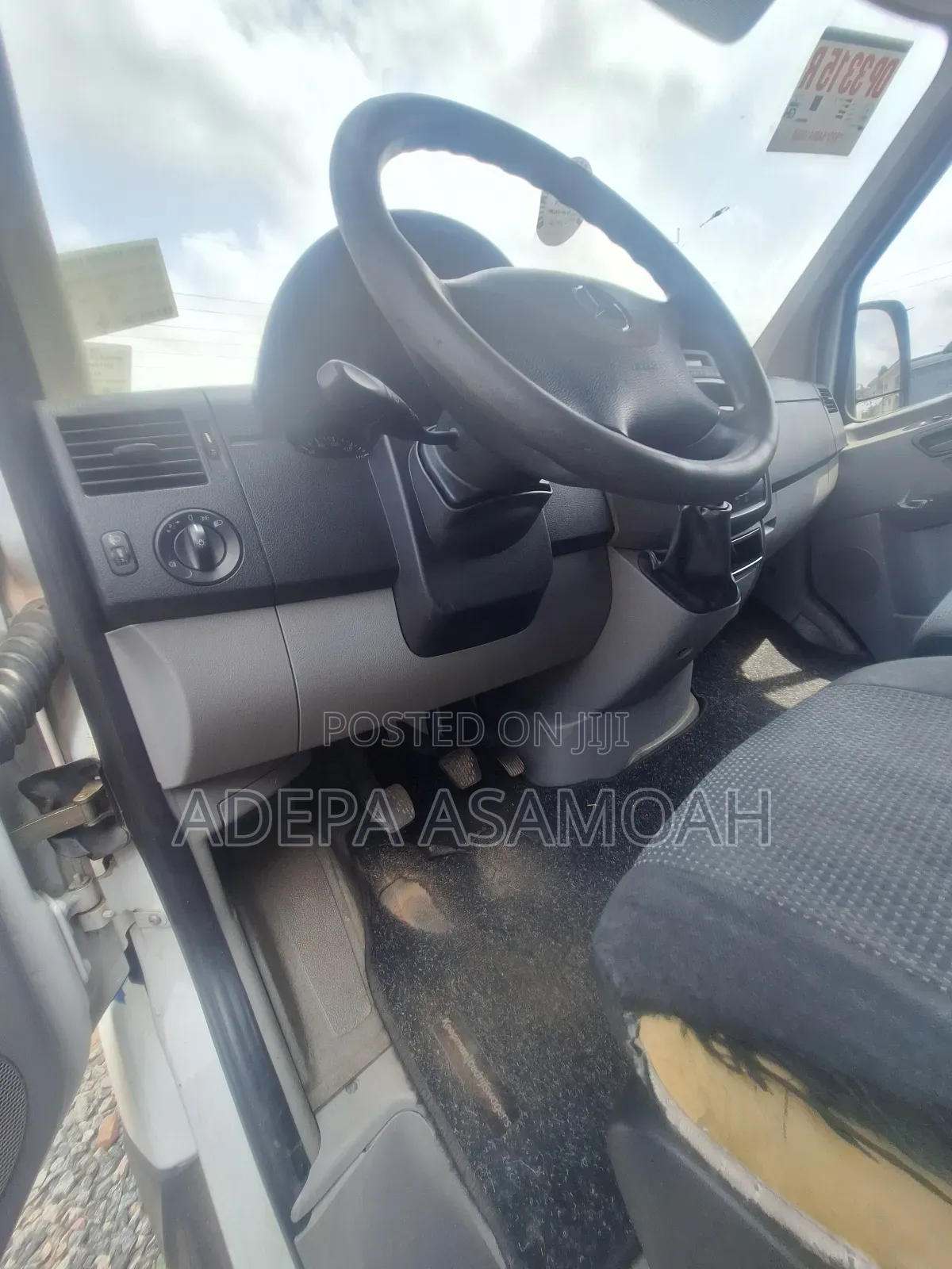 Mercedes-Benz Sprinter 2011 White