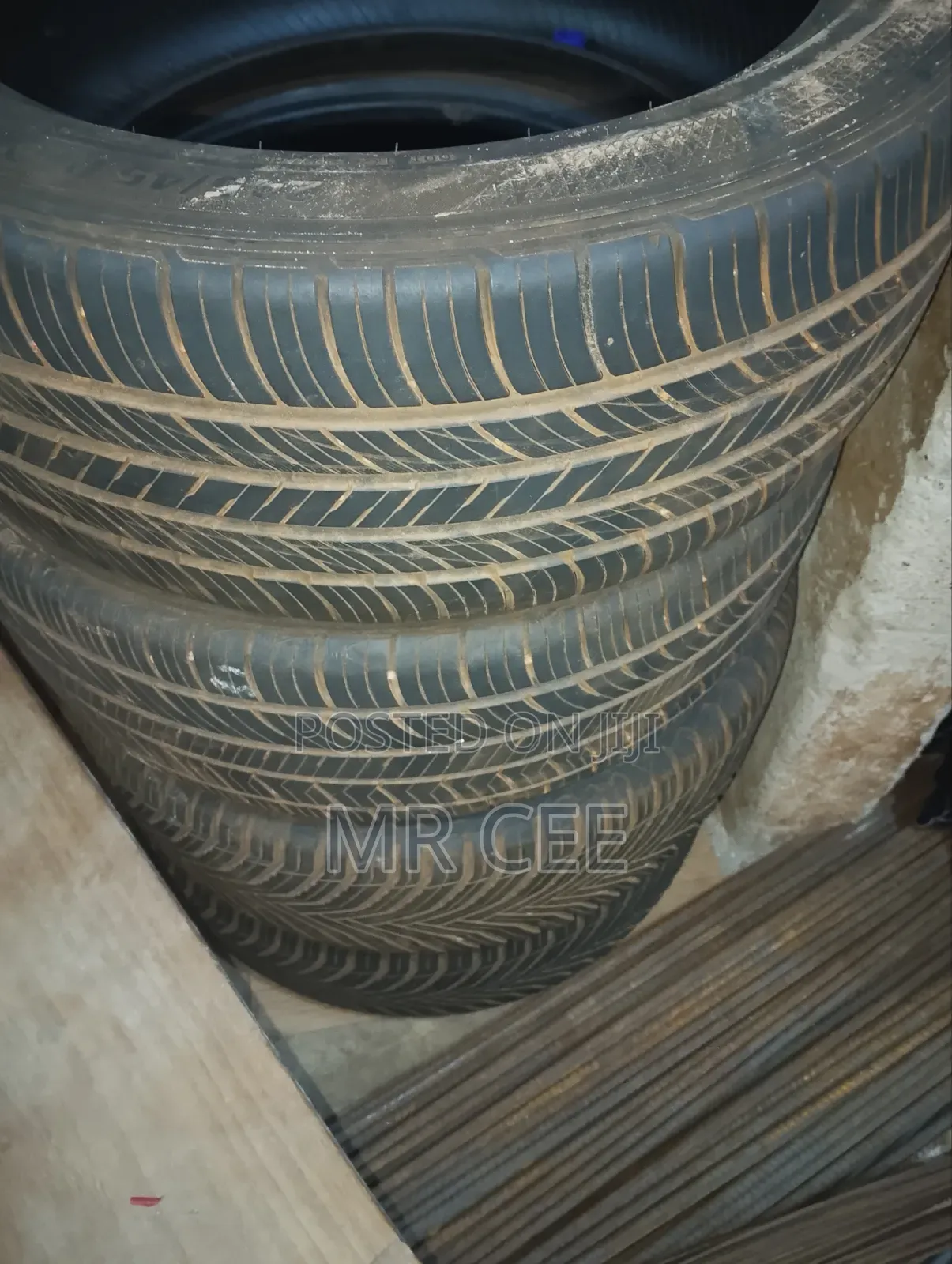 Rim 19 Tires (245/45 R19)