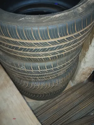 Rim 19 Tires (245/45 R19)