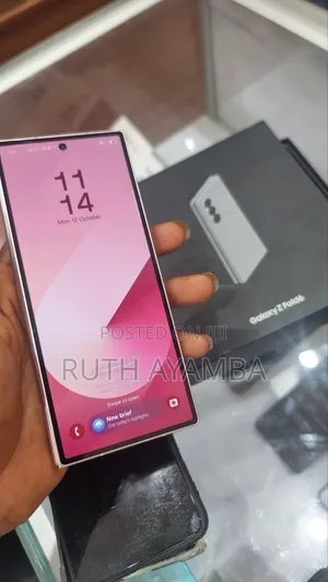 New Samsung Galaxy Z Fold6 256 GB Pink