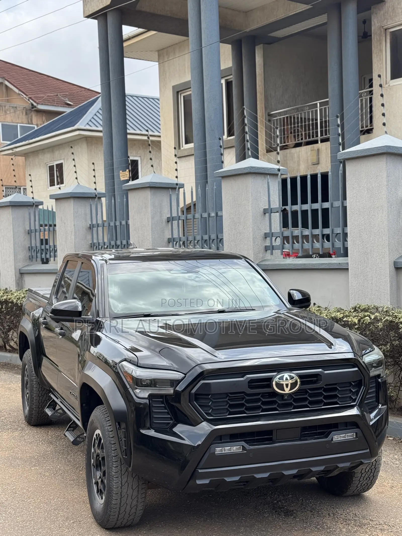 Toyota Tacoma 2024 Black