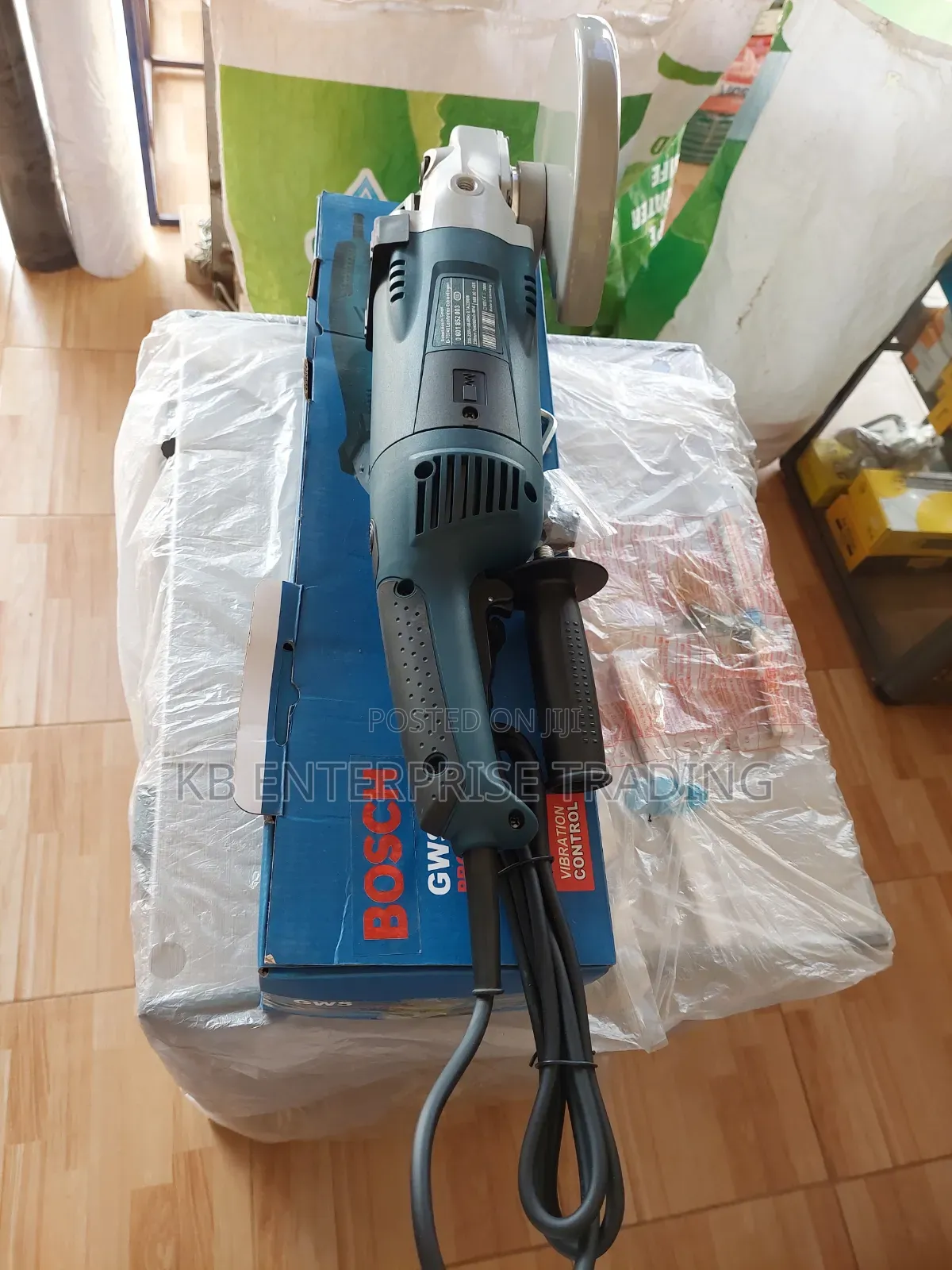 Bosch GWS Professional Angle Grinder – Vibration Control