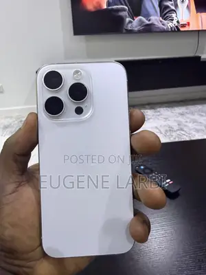 Apple iPhone 15 Pro 128 GB White
