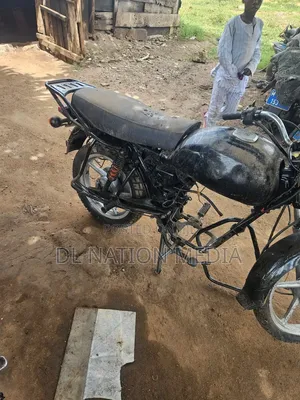 Bajaj Boxer 150 UG 2026 Black