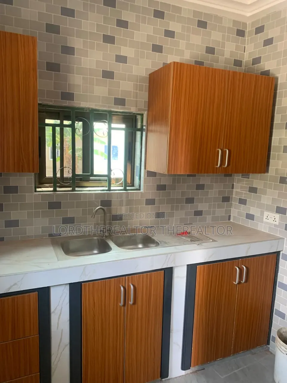 1bdrm Apartment in Ofankor for rent