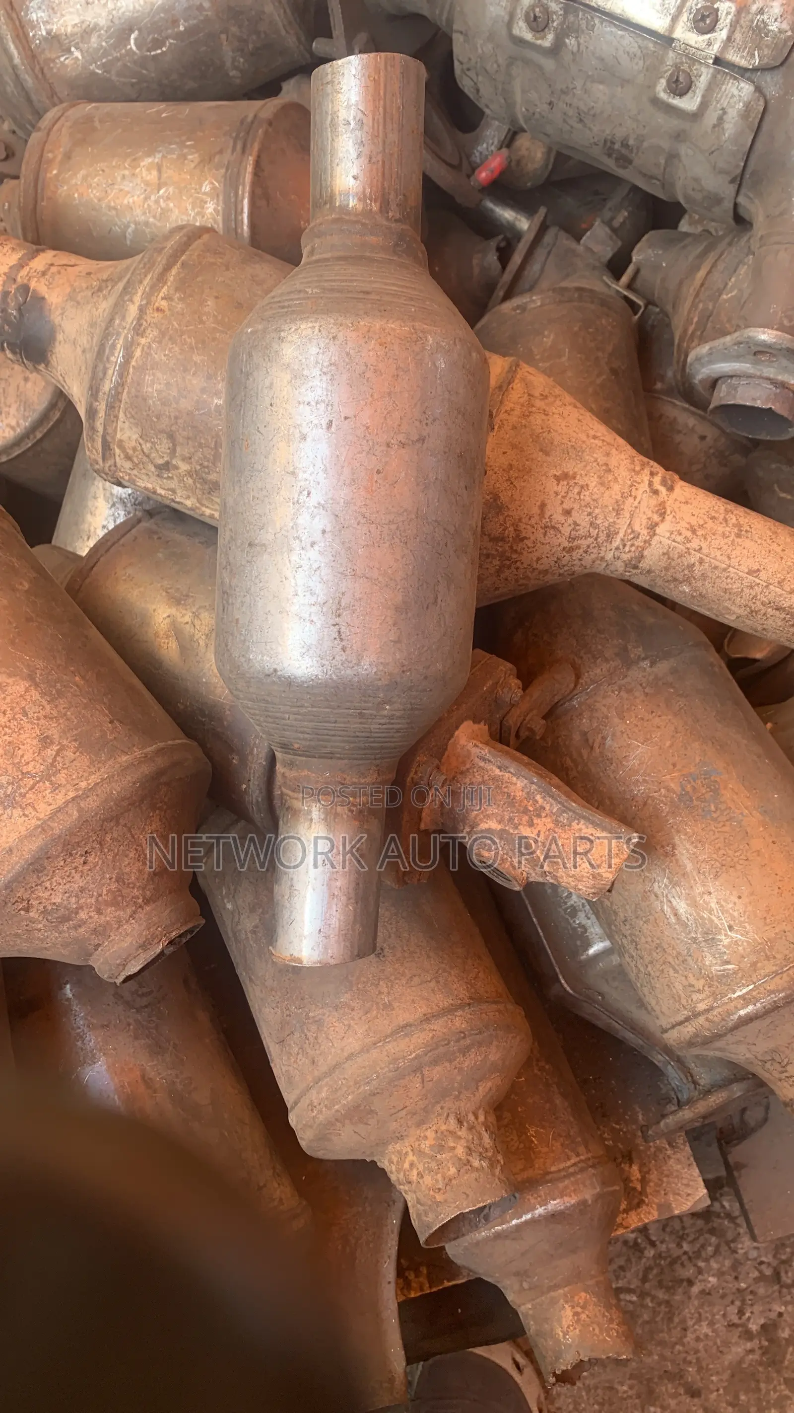 Original Homeused Catalytic Convetors for All cars.Toyota,Honda Ford
