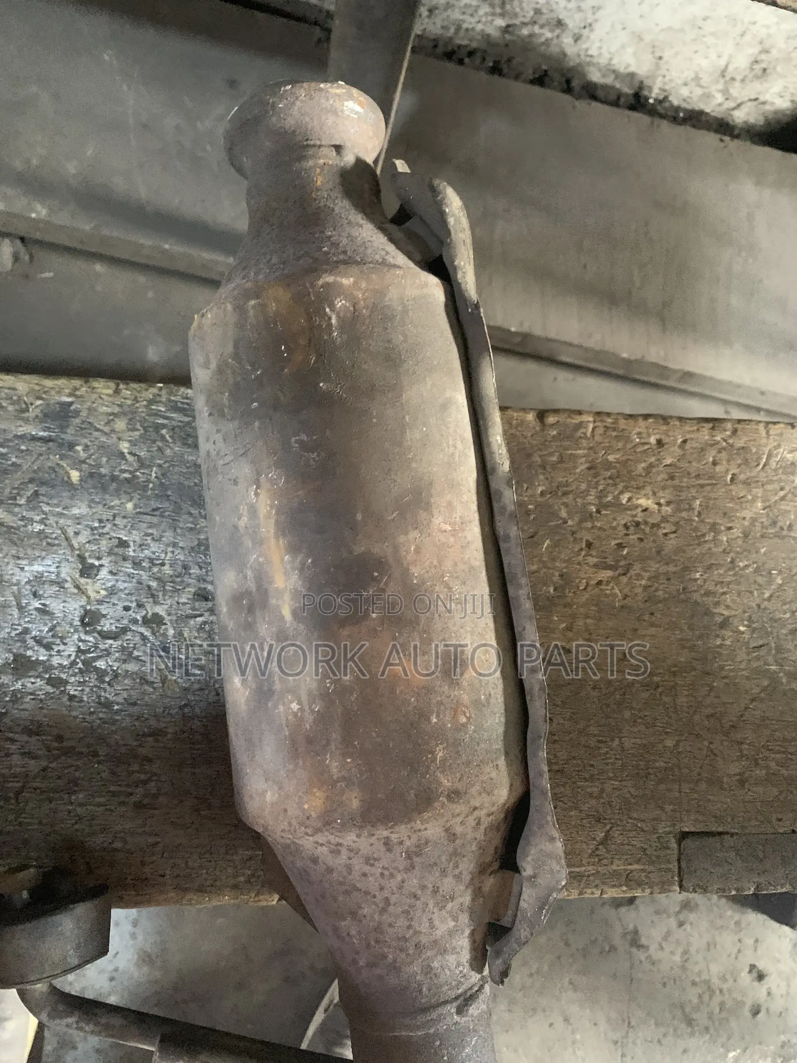 Original Homeused Catalytic Convetors for All cars.Toyota,Honda Ford