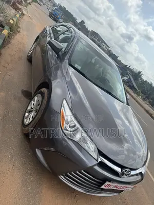 Toyota Camry 2016 Gray