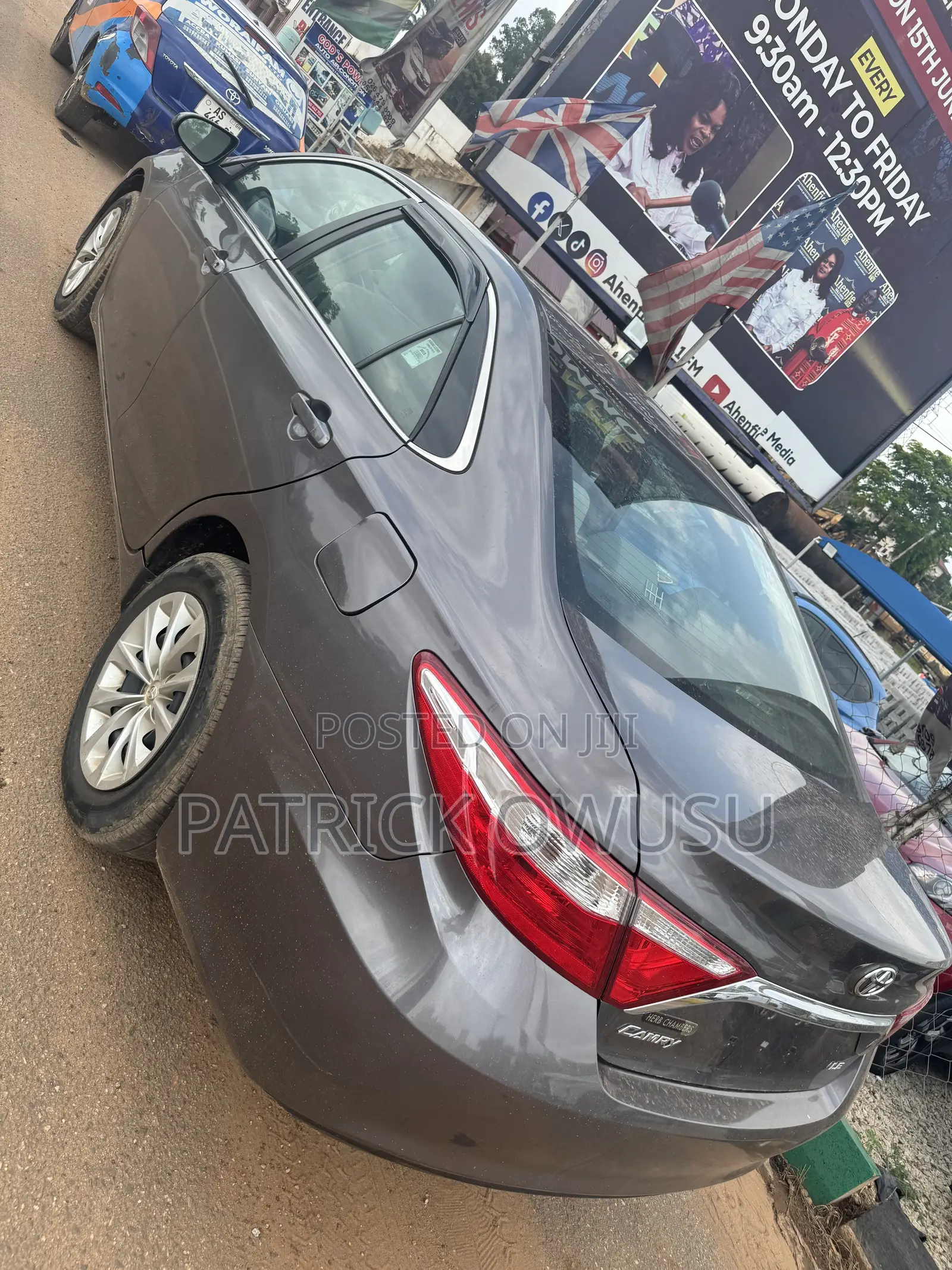 Toyota Camry 2016 Gray