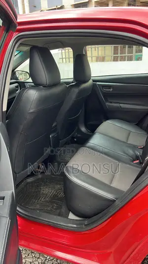 Toyota Corolla S 4dr Sedan (1.8L 4cyl CVT) 2016 Red