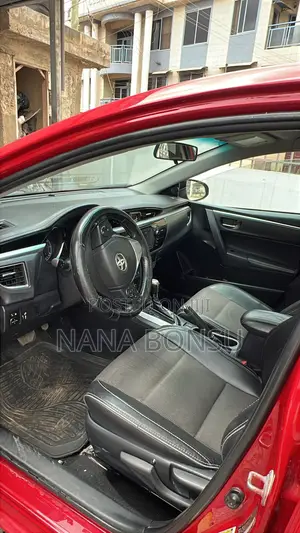 Toyota Corolla S 4dr Sedan (1.8L 4cyl CVT) 2016 Red