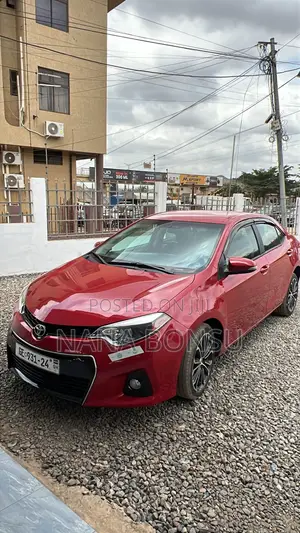 Toyota Corolla S 4dr Sedan (1.8L 4cyl CVT) 2016 Red