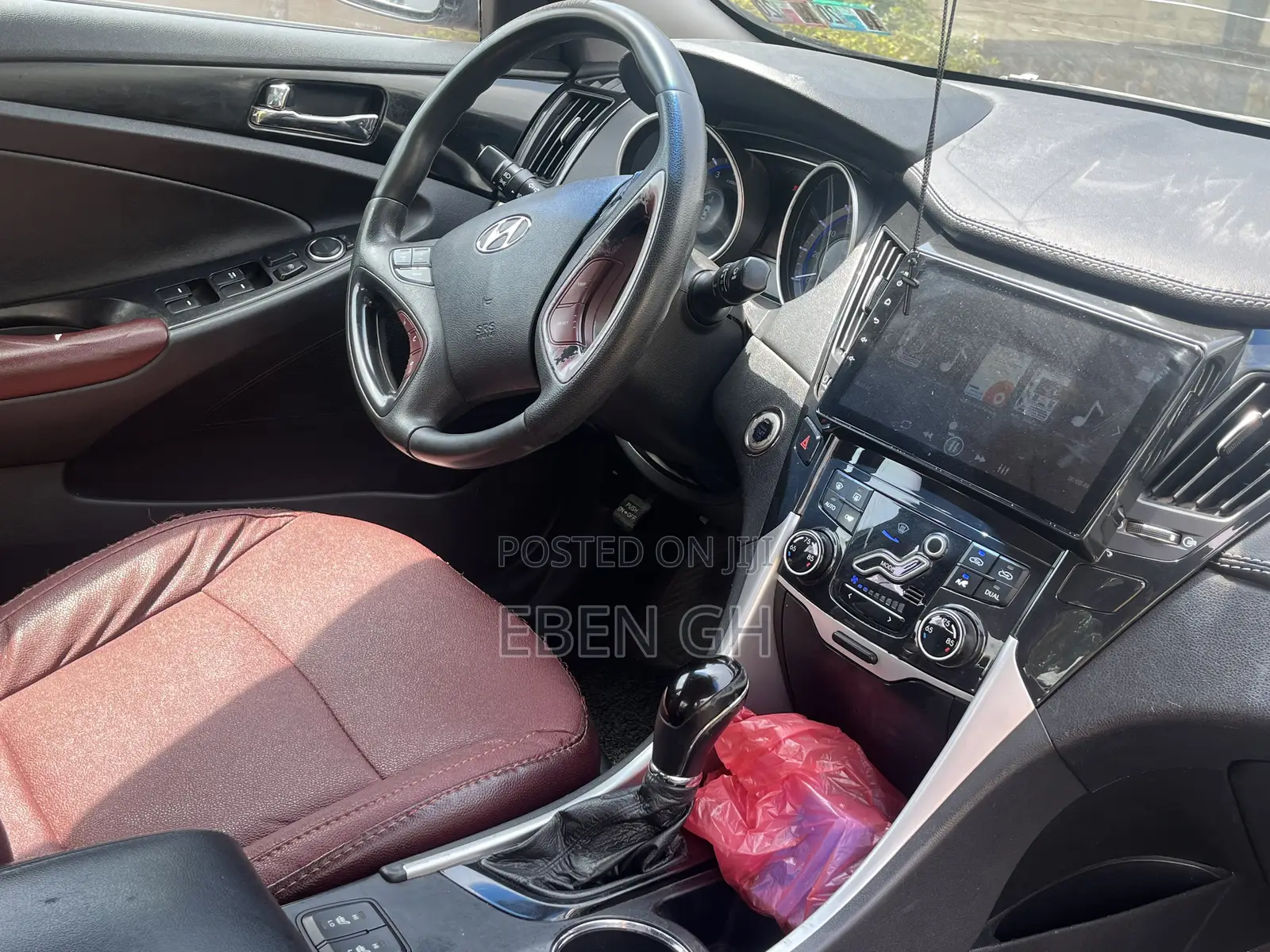 Hyundai Sonata Limited Sedan FWD (2.4L 4cyl 6A) 2012 Black
