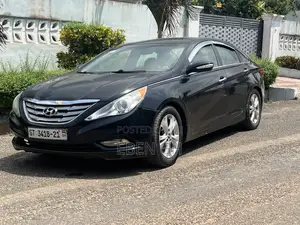 Hyundai Sonata Limited Sedan FWD (2.4L 4cyl 6A) 2012 Black
