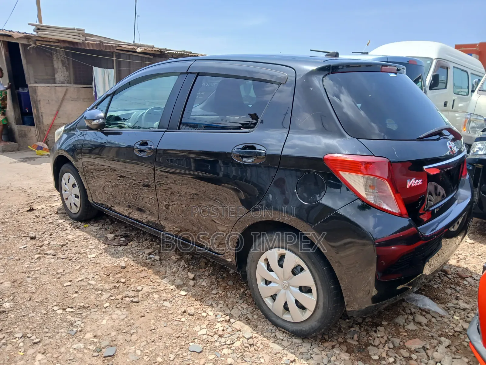 Toyota Vitz 1.3 FWD 5dr 2014 Black