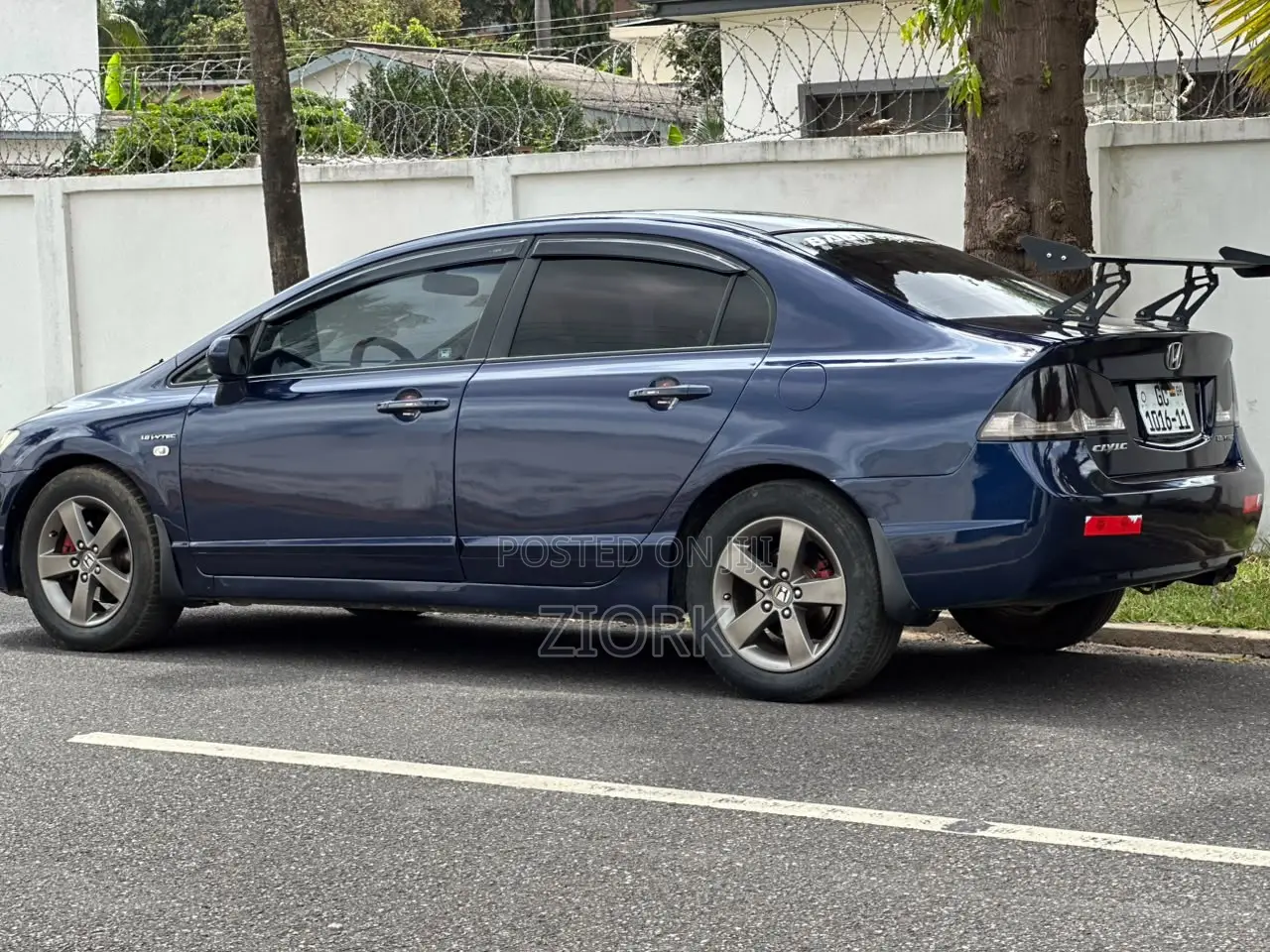 Honda Civic 1.8 5 Door 2011 Blue