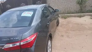 Toyota Corolla L 4dr Sedan (1.8L 4cyl 4A) 2015 Black