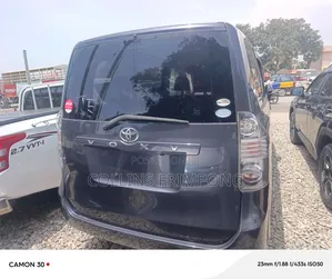 Toyota Voxy 2009 Brown