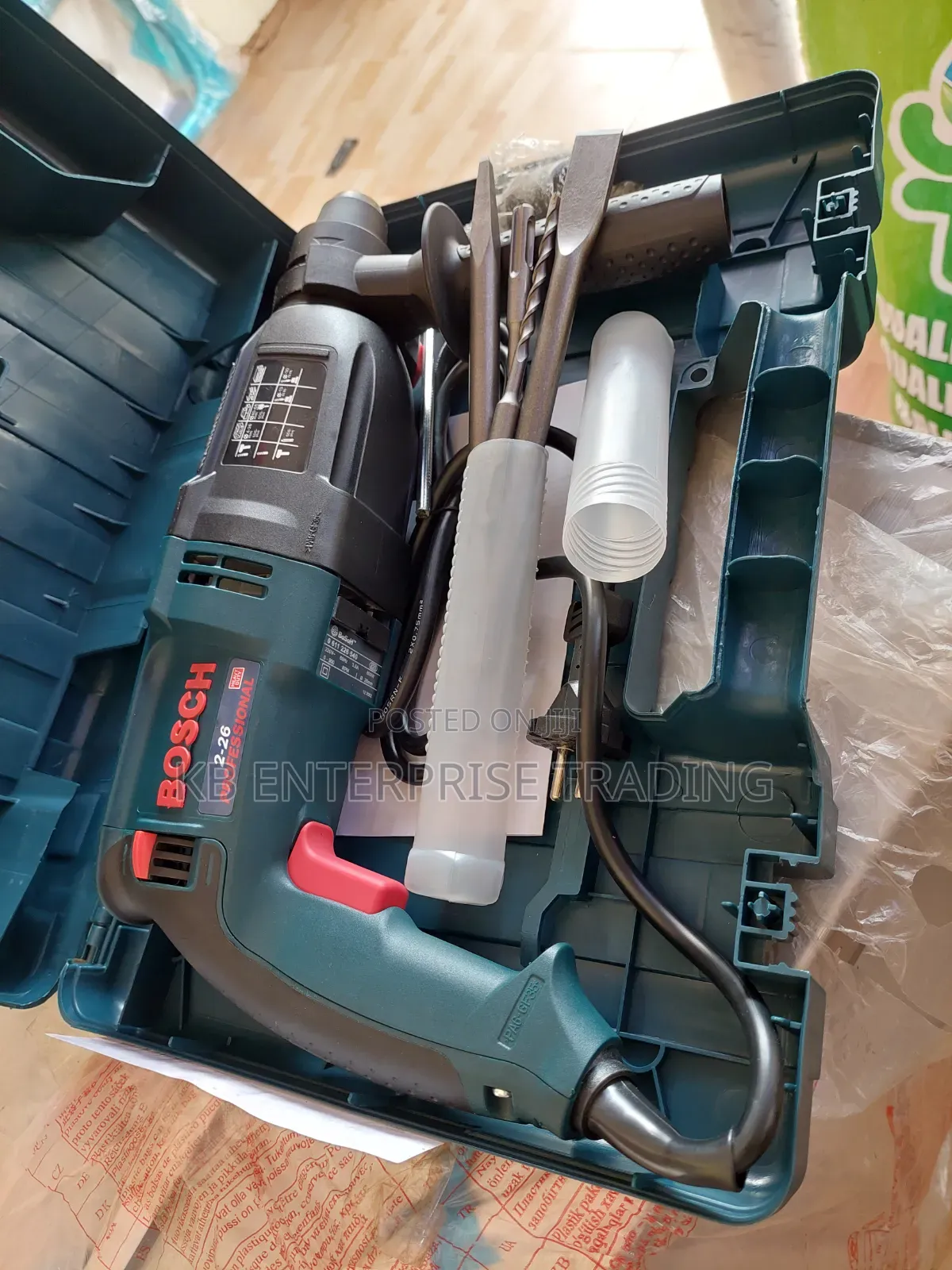 BOSCH 2-26 Professional Hammer Drill With Case & Accessories
