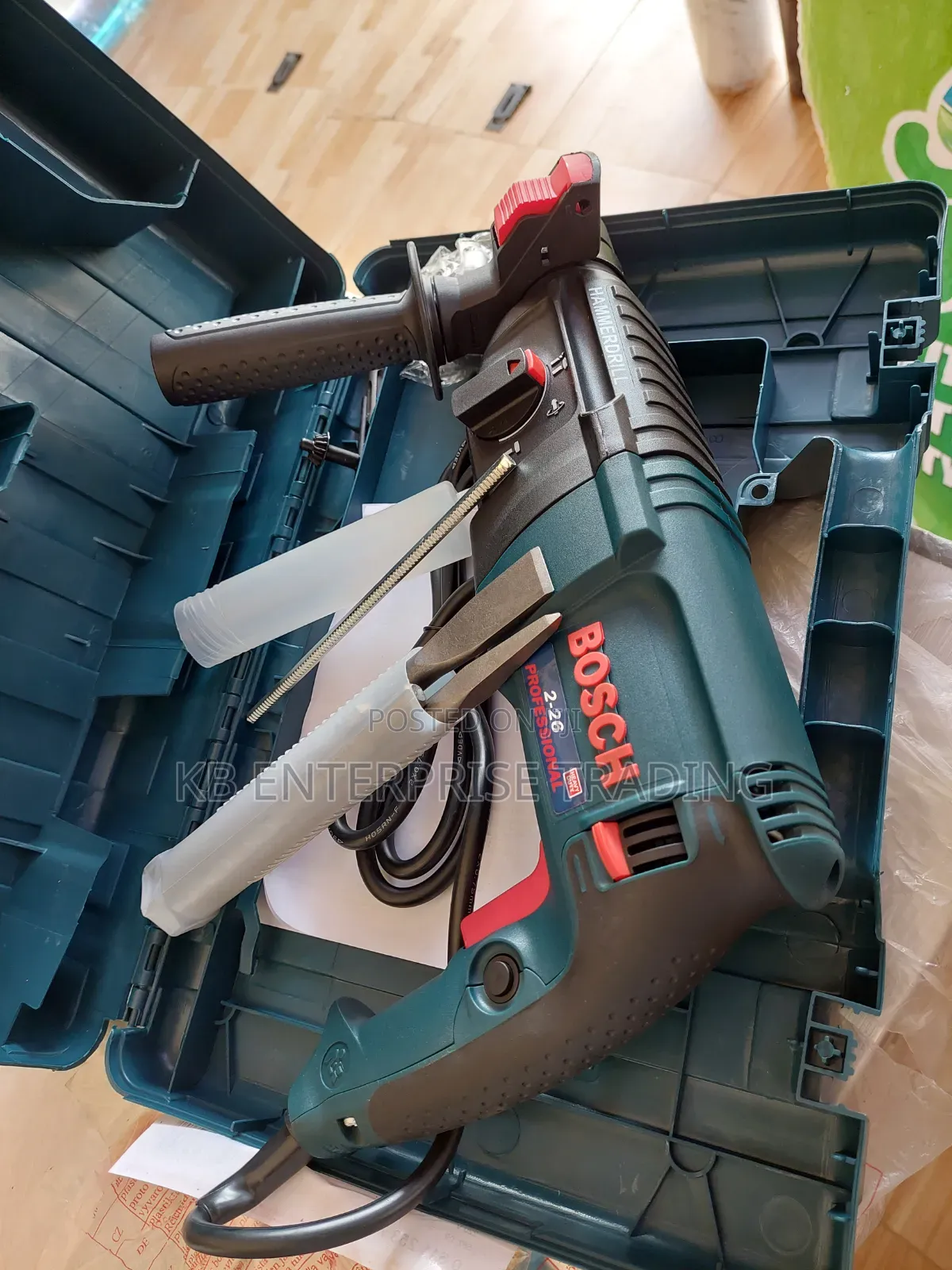 BOSCH 2-26 Professional Hammer Drill With Case & Accessories