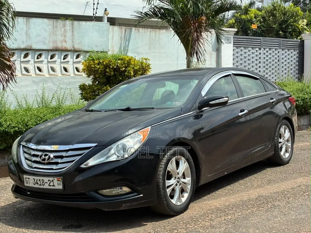 Hyundai Sonata 2012 Black