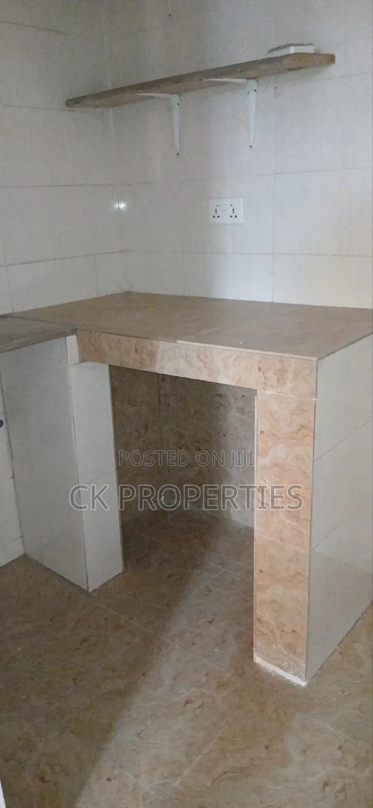 Mini Flat in Pillar 2 for rent