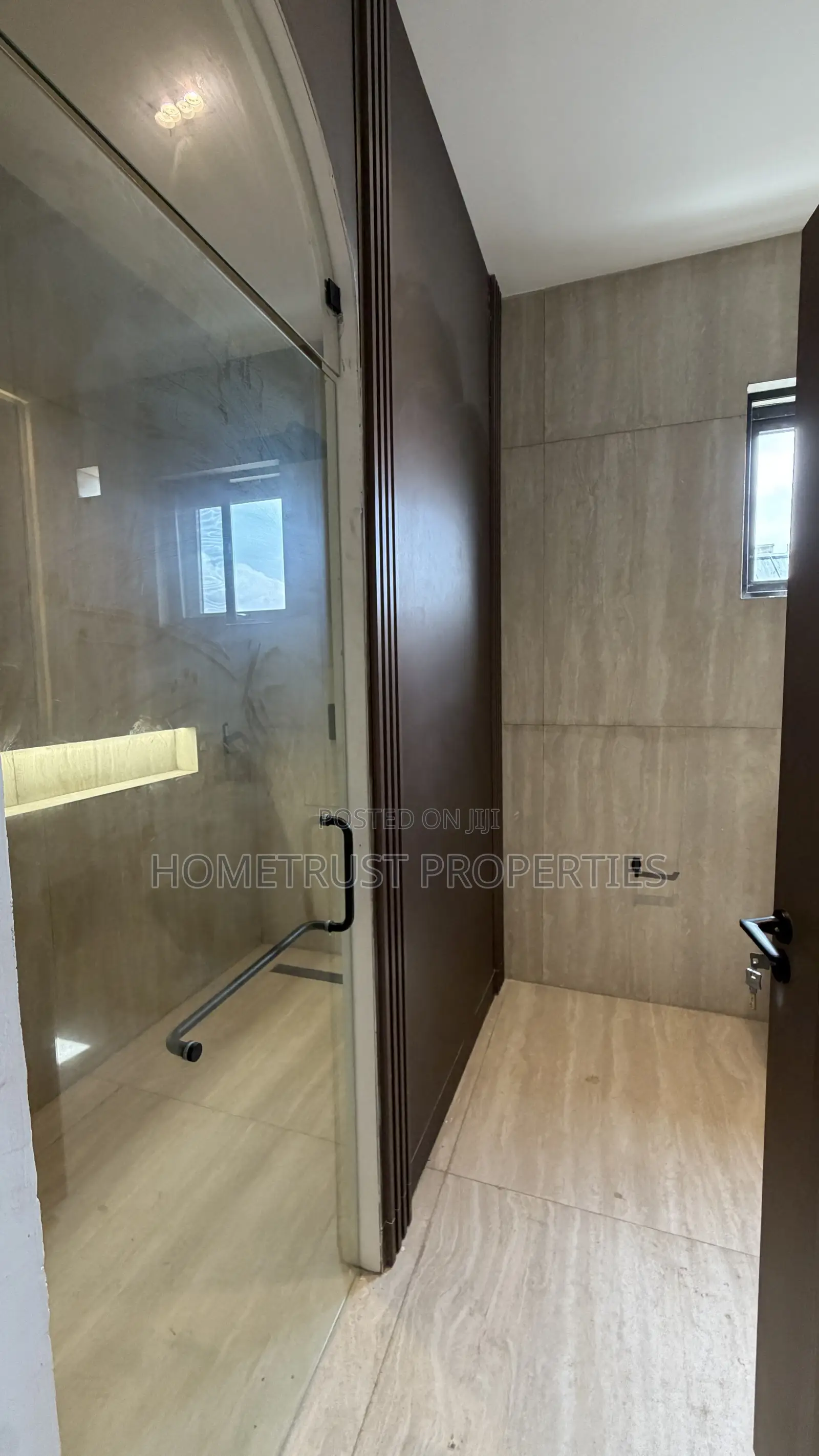 4bdrm Duplex in Ablekuma Ga Odumase for sale