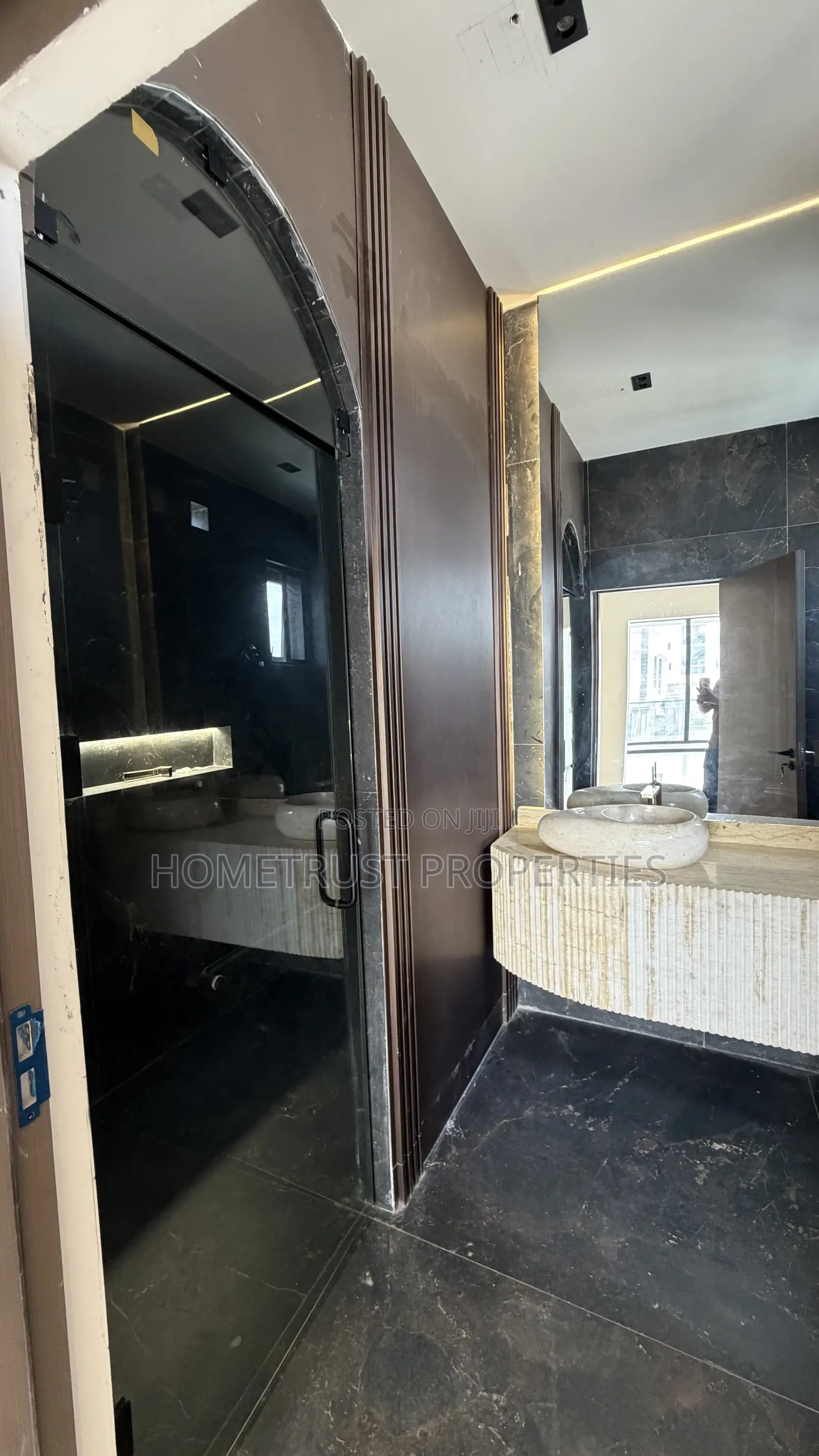 4bdrm Duplex in Ablekuma Ga Odumase for sale
