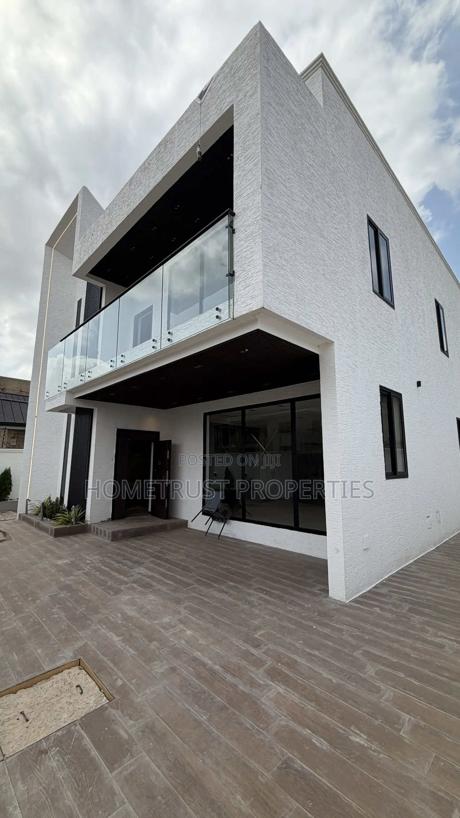 4bdrm Duplex in Ablekuma Ga Odumase for sale