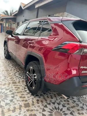 Toyota RAV4 2020 Burgundy