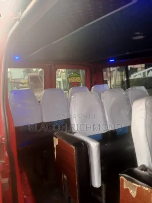 Ford Transit 2011 Red