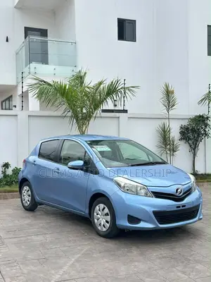 Toyota Vitz 2014 Blue