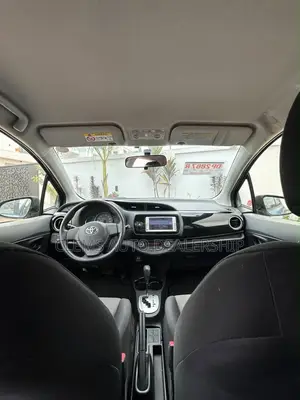 Toyota Vitz 2014 Blue