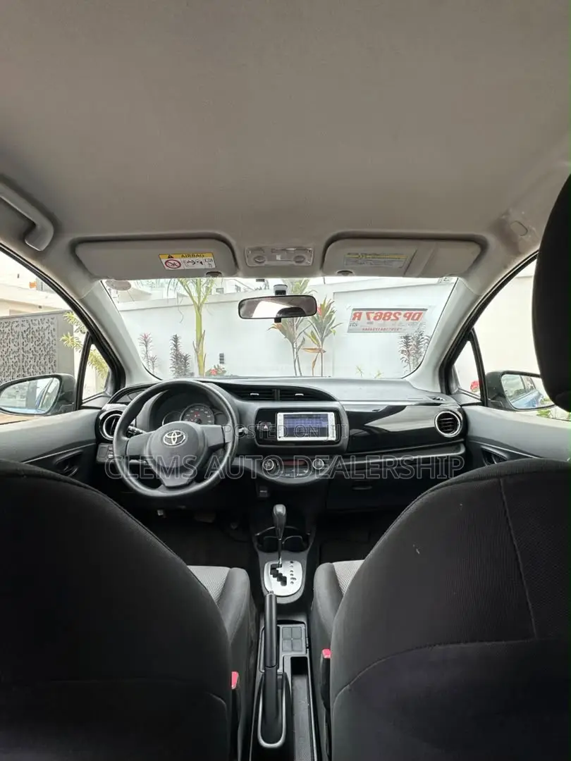 Toyota Vitz 2014 Blue