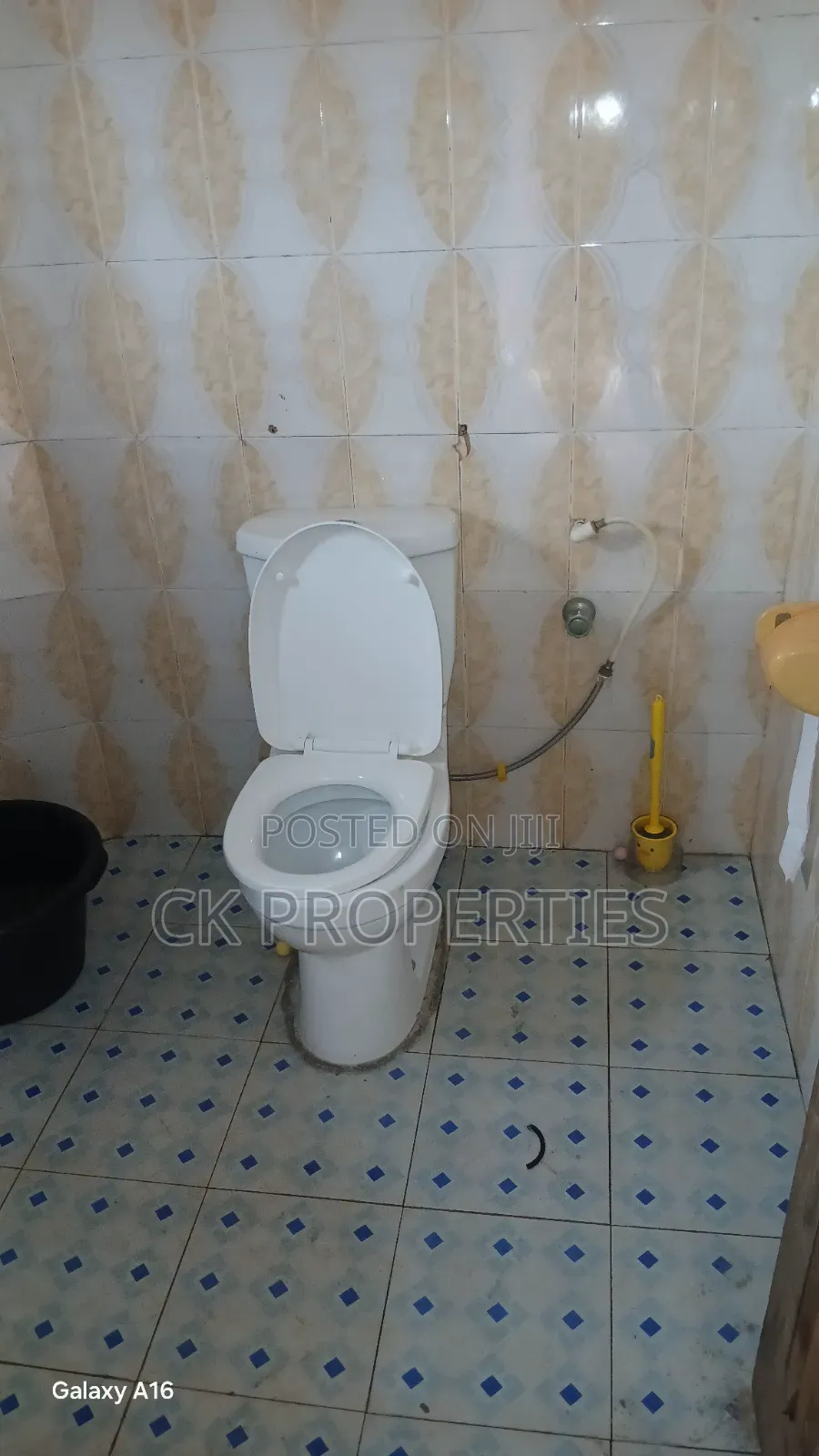 Mini Flat in Pillar 2 for rent