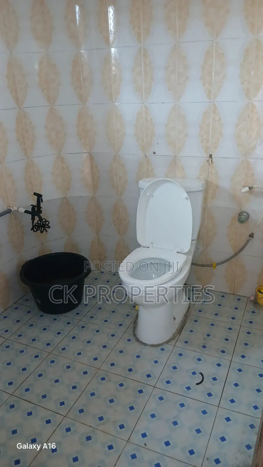 Mini Flat in Pillar 2 for rent