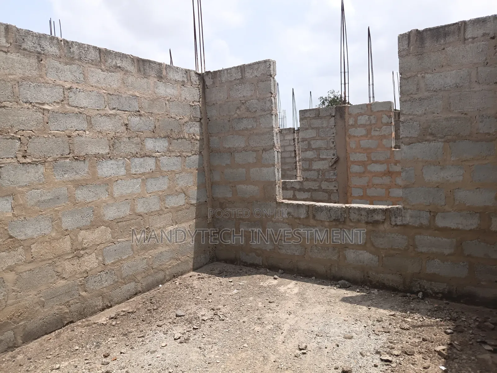 4bdrm Apartment in Lake Side Estate for sale