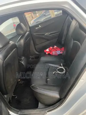 Hyundai Sonata Limited 2.0T Sedan (2.0L 4cyl 6A) 2012 Silver