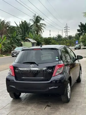 Toyota Vitz 2012 Black