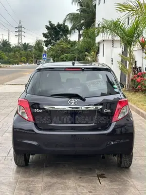 Toyota Vitz 2012 Black