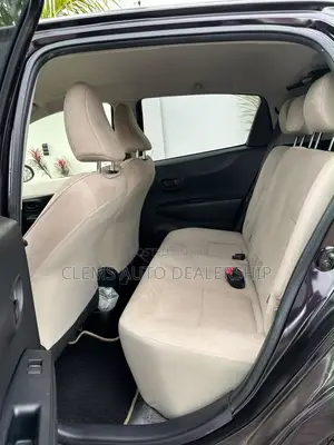 Toyota Vitz 2012 Black