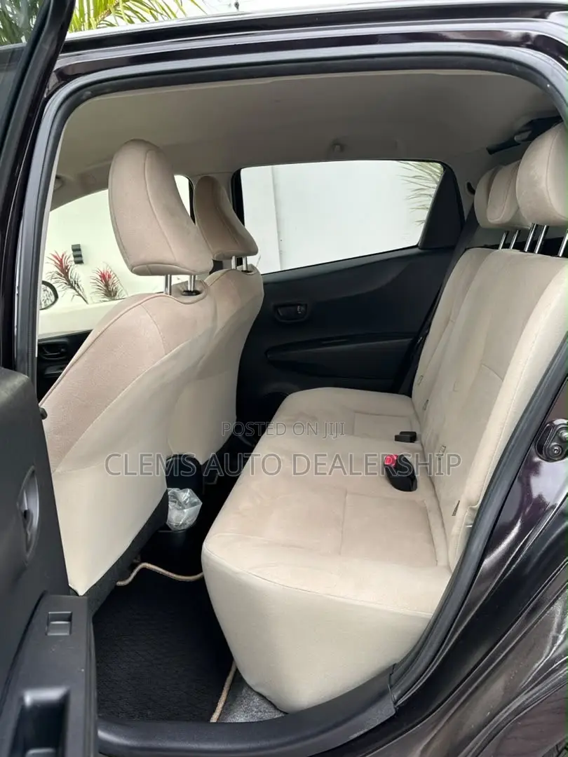 Toyota Vitz 2012 Black